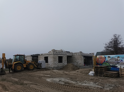Universālā Ekskavātora Pakalpojums + Pašizgāzēja pakalpojumi" / KOMATSU WB97S + "MAN" pašizgāzējs pēc vajadzības 6m3.