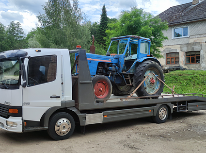 EVAKUATORI - Transporta pakalpojumi.