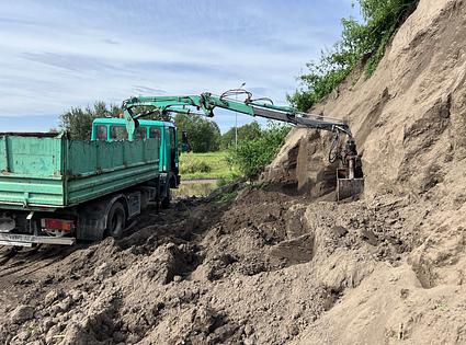 Mercedes-Benz  / Axor 