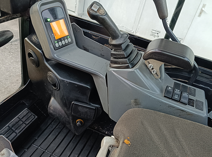 YANMAR / SV26