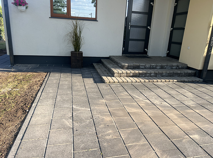 Ceļu būve un bruģēšana