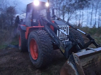 Zemes līdzināšana  / Universālais