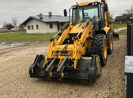 JCB / 4CX