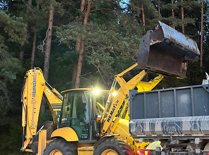 Komatsu / WB97