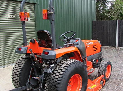 Kubota / STV 32
