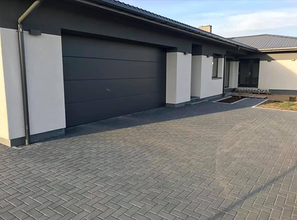 Ceļu būve un bruģēšana