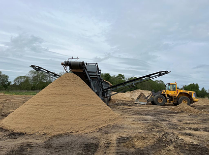 SAND - Pārdodam sijātu un nesijātu smilti.Kā arī granti,melnzemi un grunti.