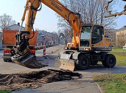 Volvo Hyundai / 16 tonnas