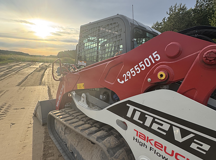 Takeuchi / TL12V2