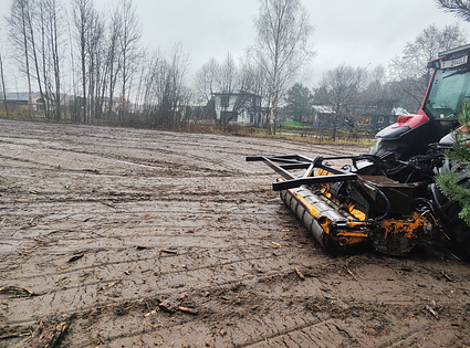 Valtra, fendt / Meri chrusher