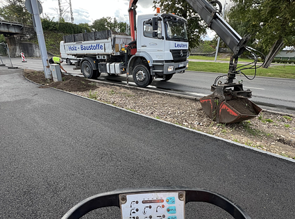 Mercedes-Benz  / Axor 