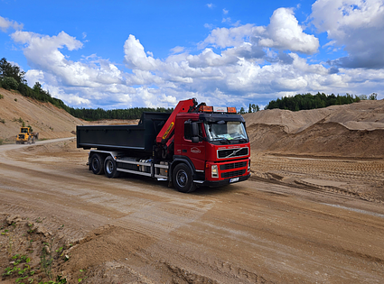 Mercedes, MAN,  / Bobcat