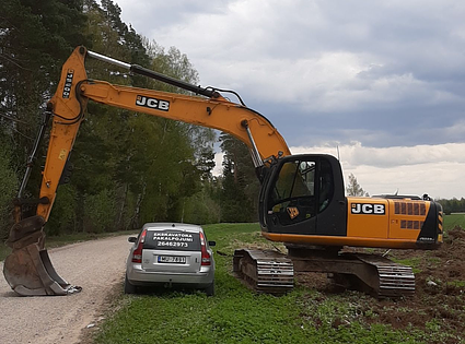 JCB / Js220lc