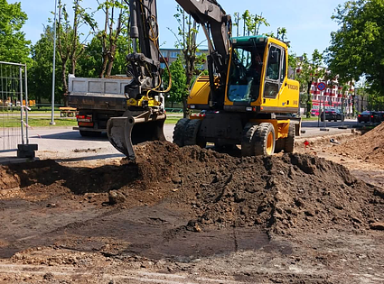 VOLVO / EW140B