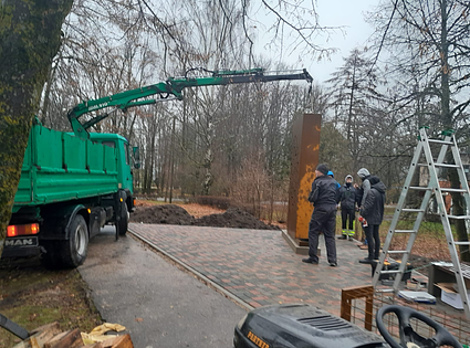 Mercedes-Benz  / Axor 